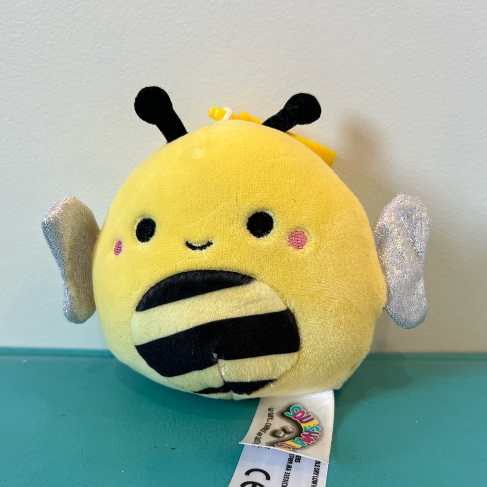 Sunny the Bumblebee 3.5” Clip Squishmallow BNWT